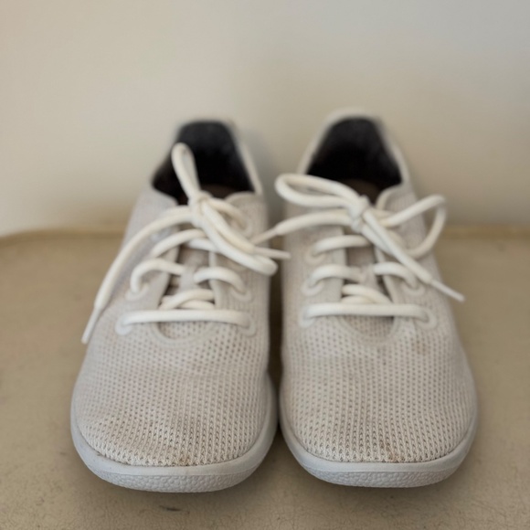 Allbirds Tree Runner (White - Size 10) - Picture 2 of 6